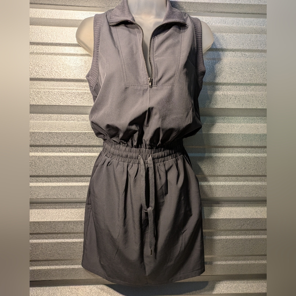 Evereve Gray Sleeveless Jumpsuit